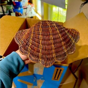Seashell wicker container